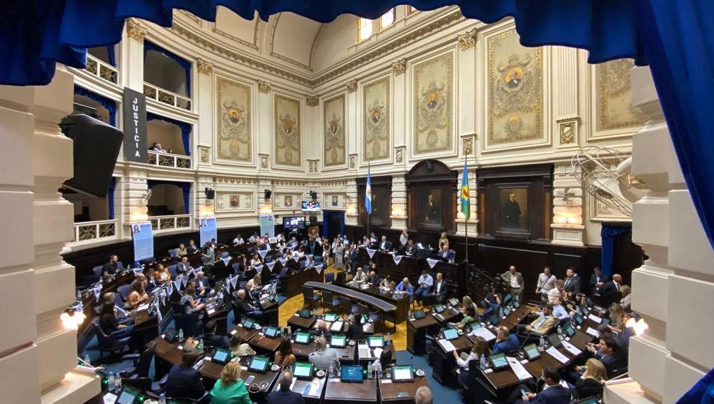 Se reaviva el debate sobre las reelecciones indefinidas de los Intendentes  bonaerenses