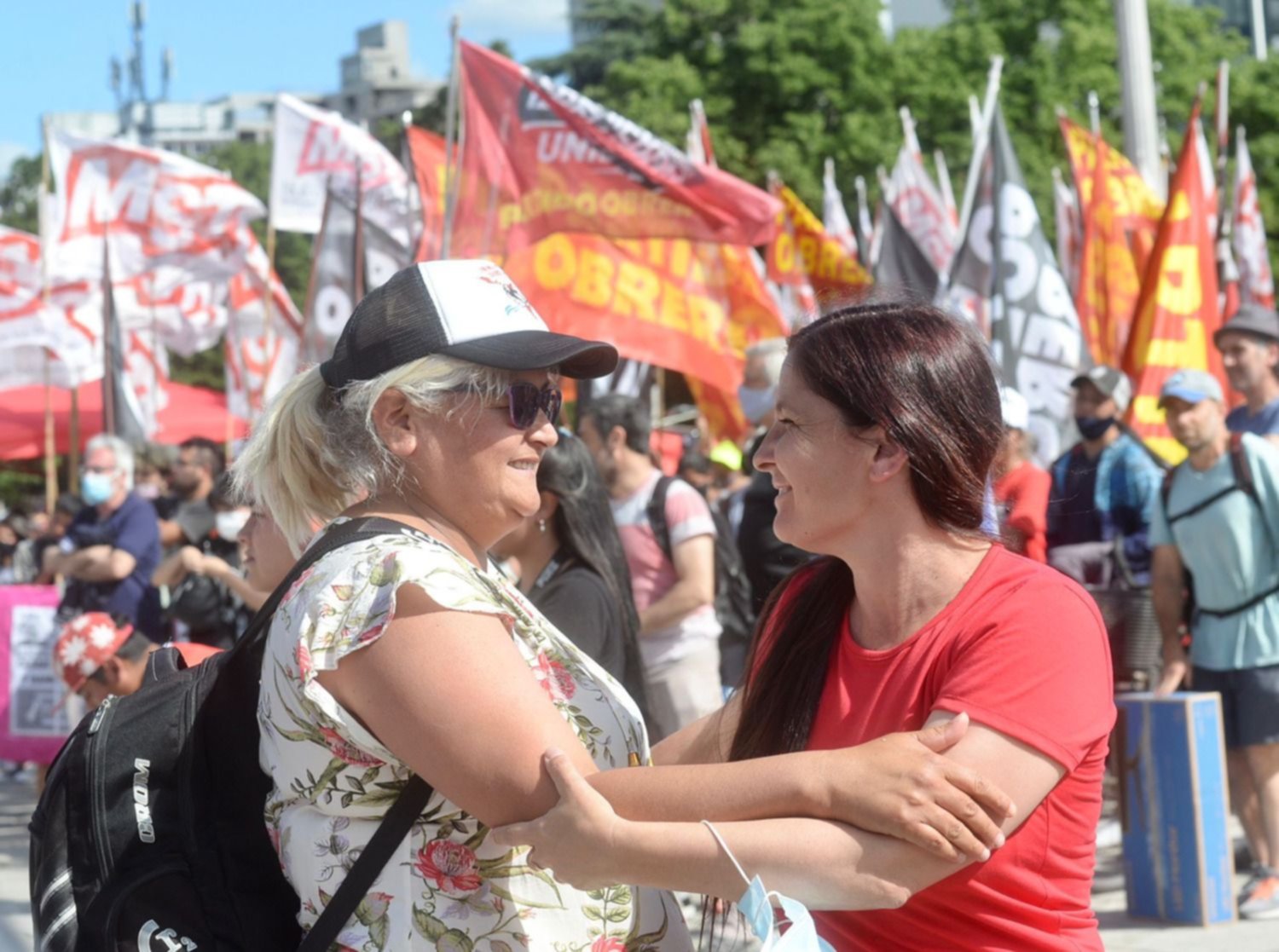 La Izquierda Cerró En Plaza Moreno Con Una Consigna Llevar Al Concejo La Voz De Los Trabajadores 1634